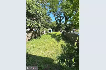 227 W Adams Street, Paulsboro, NJ 08066 - Photo 17