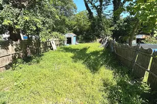 227 W Adams St, Paulsboro, NJ 08066 - Photo 17