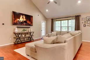 222 Boothby Ct, Sewell, NJ 08080 - Photo 3
