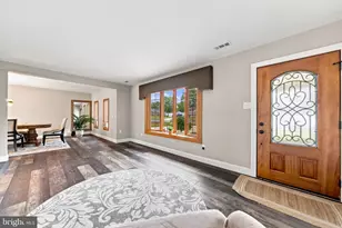 8 Collins Ln, Sewell, NJ 08080 - Photo 3