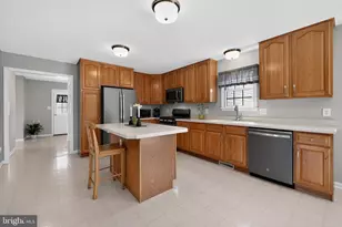 8 Sweetbriar Ct, Harrison Township, NJ 08062 - Photo 9
