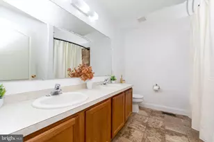 1304 Sassafras Ln, Monroe Township, NJ 08094 - Photo 27