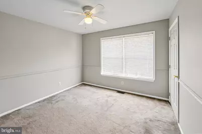 33 Salisbury Way, Logan Township, NJ 08085 - Photo 17