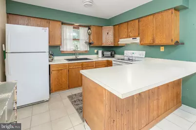 328 Garden Avenue, Clayton, NJ 08312 - Photo 5