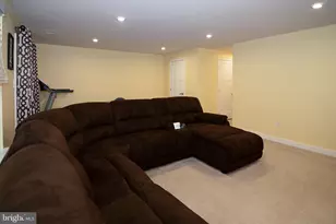 20 Peacock Cir, Sewell, NJ 08080 - Photo 7