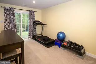 20 Peacock Cir, Sewell, NJ 08080 - Photo 9