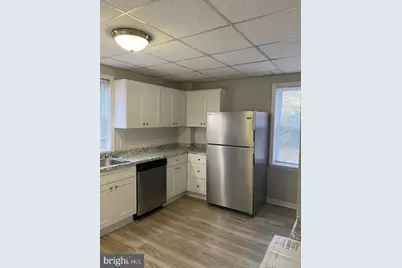 110 W Monroe Street, Paulsboro, NJ 08066 - Photo 9