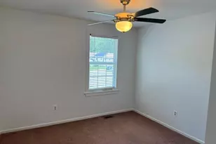1070 Baywood Dr, Monroe Township, NJ 08094 - Photo 13