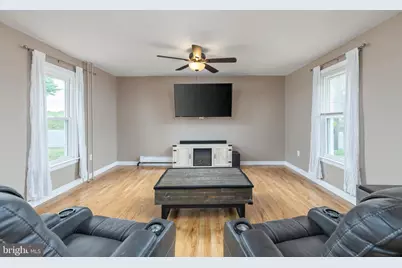 242 N Main Street, Harrison Township, NJ 08062 - Photo 3