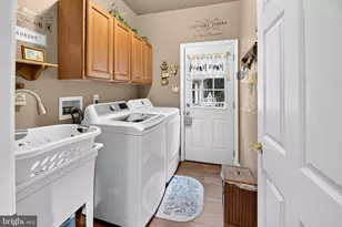 8 Oak Ridge Ln, Sewell, NJ 08080 - Photo 19