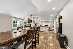 1608 Holly Pkwy, Monroe Township, NJ 08094 - Photo 11