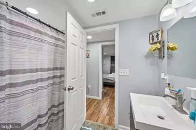 348 W Washington Street, Paulsboro, NJ 08066 - Photo 29