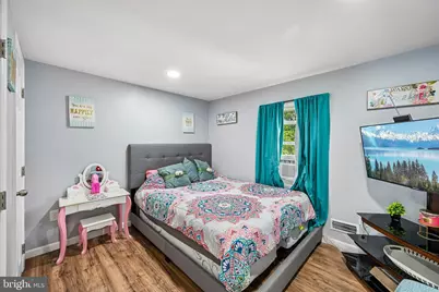 348 W Washington Street, Paulsboro, NJ 08066 - Photo 33