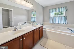 123 Sherwood Dr, Swedesboro, NJ 08085 - Photo 23