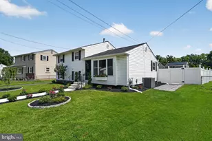 237 Windsor Ln, Westville, NJ 08093 - Photo 3
