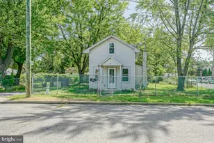 8 S 2nd St, National Park, NJ 08063 - Photo 1