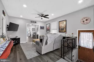 4 Blacks Ter, Paulsboro, NJ 08066 - Photo 9