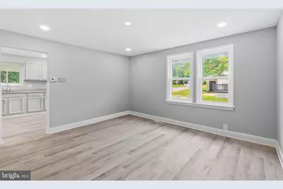 33 Mantua Road, East Greenwich Township, NJ 08061 - Photo 5