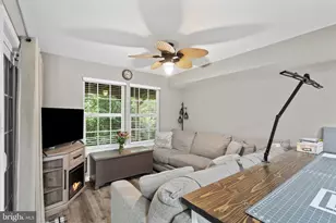 425 Dogwood Dr, Woodbury, NJ 08096 - Photo 7