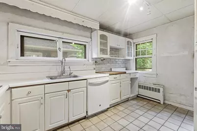 146 W Barber Avenue, Woodbury, NJ 08096 - Photo 11