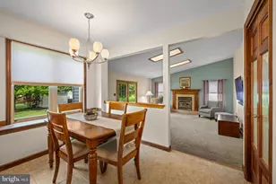 8 Williamsburg Ct, Sewell, NJ 08080 - Photo 9