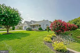 217 Gaunt Dr, East Greenwich Township, NJ 08056 - Photo 1