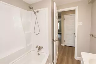 1347 Jackson Ave, Franklin Township, NJ 08322 - Photo 15
