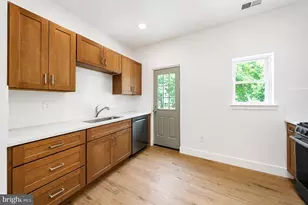 10 Myrtle Ave, Pitman, NJ 08071 - Photo 3