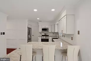 1405 Swan Ln, Harrison Township, NJ 08062 - Photo 9