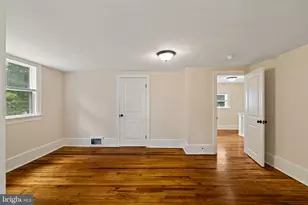 301 University Blvd, Glassboro, NJ 08028 - Photo 25