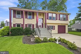 405 Jennifer Ln, Monroe Township, NJ 08094 - Photo 3