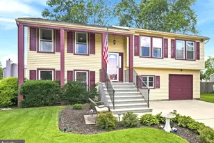 405 Jennifer Ln, Monroe Township, NJ 08094 - Photo 1