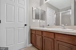 124 Chancellor, Woodbury, NJ 08096 - Photo 19