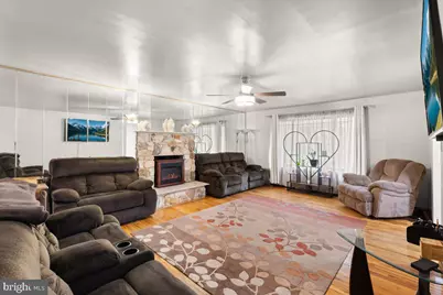 1050 Pennsylvania Avenue, Franklin Township, NJ 08322 - Photo 7