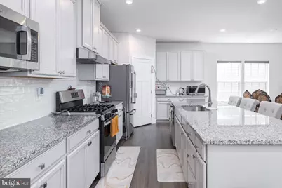 241 Amesbury Boulevard, Woolwich Township, NJ 08085 - Photo 9
