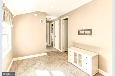275 Glenwood Avenue, Woodbury Heights, NJ 08097 - Photo 17