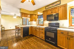 275 Glenwood Ave, Woodbury Heights, NJ 08097 - Photo 9