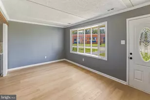 1037 Monmouth Rd, Woodbury, NJ 08096 - Photo 5