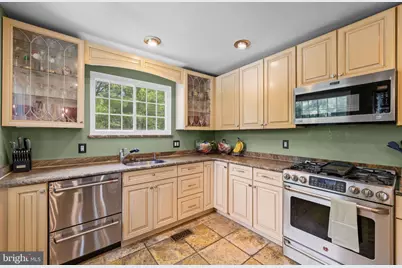 765 Elmhurst Place, Glassboro, NJ 08028 - Photo 7