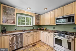 765 Elmhurst Pl, Glassboro, NJ 08028 - Photo 7