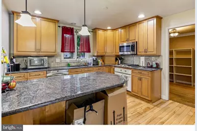 914 Schuyler Place, Blackwood, NJ 08012 - Photo 3