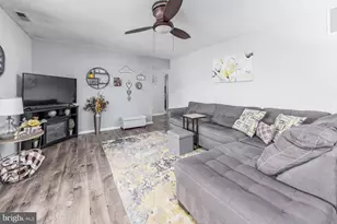 20 Pickwick Pl, Sewell, NJ 08080 - Photo 5