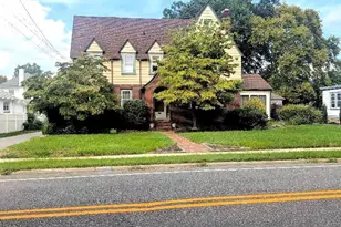 250 Delaware St, Woodbury, NJ 08096 - Photo 1