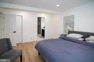 211 E New St, Glassboro, NJ 08028 - Photo 23