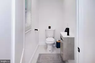 211 E New St, Glassboro, NJ 08028 - Photo 21
