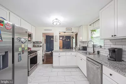 5 Indian Birch Road, Blackwood, NJ 08012 - Photo 9
