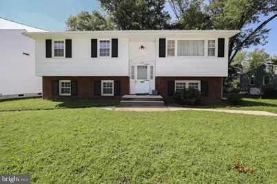 275 Essex Avenue, West Deptford, NJ 08086 - Photo 1