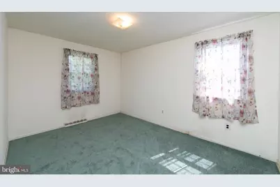 275 Essex Avenue, West Deptford Township, NJ 08086 - Photo 19
