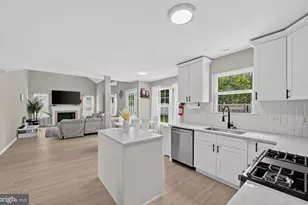 139 Betsy Ross Way, Deptford, NJ 08096 - Photo 3