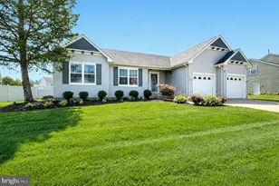 14 Briarwood Ln, Sewell, NJ 08080 - Photo 3